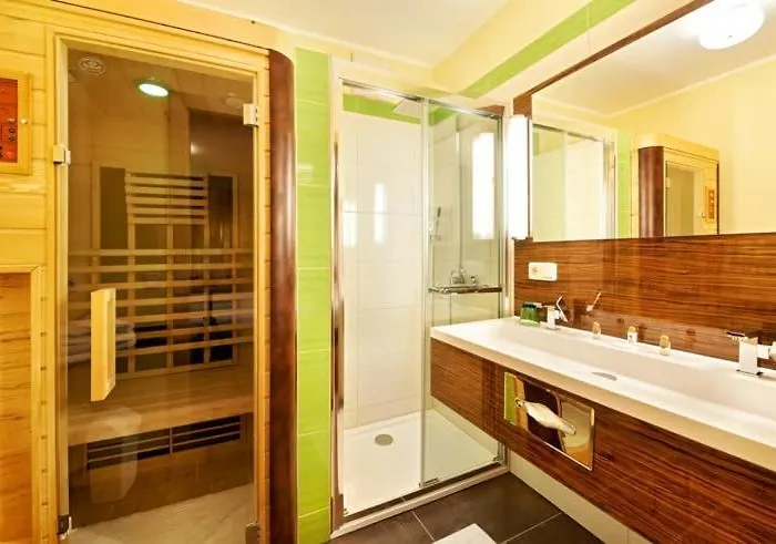 Revita Kocher Hotel 4*